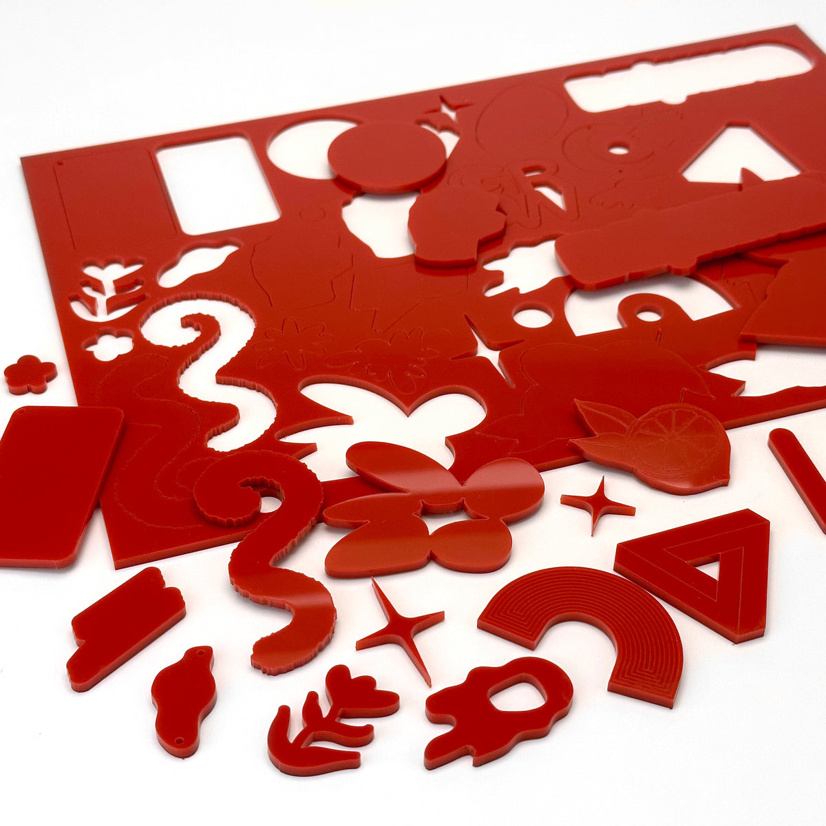 Red Acrylic with laser cutting only - 600x400mm