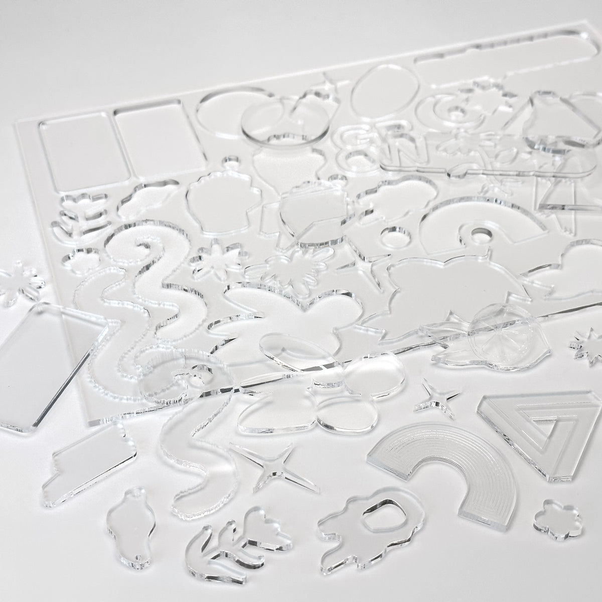 Recycled Transparent Acrylic with laser cutting only - 300x200mm