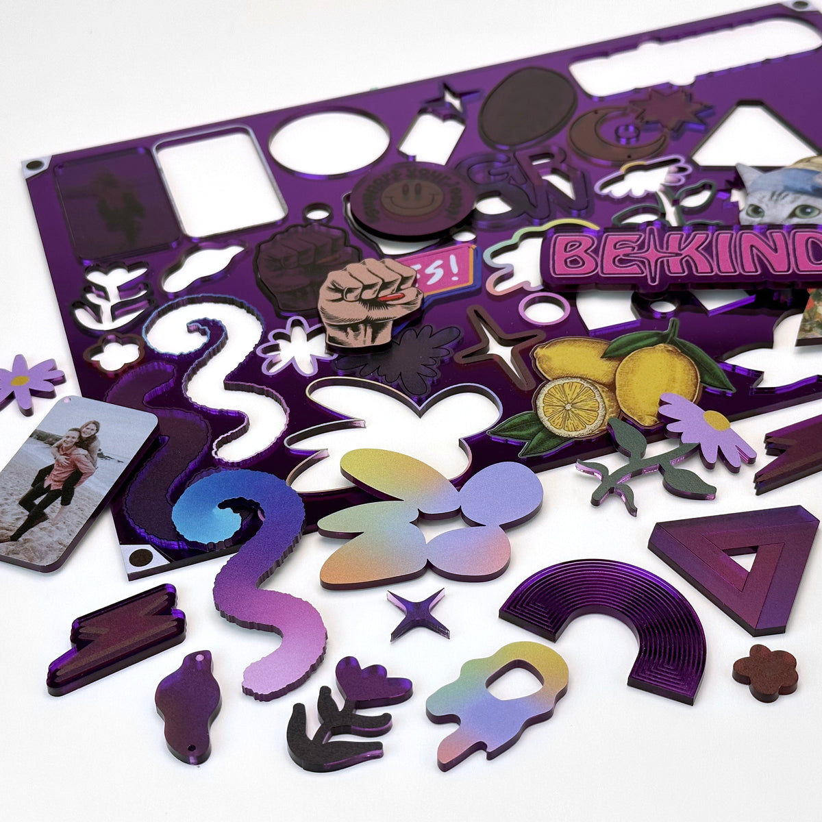 Mirror Purple Acrylic with laser cutting & printing - 300x200mm